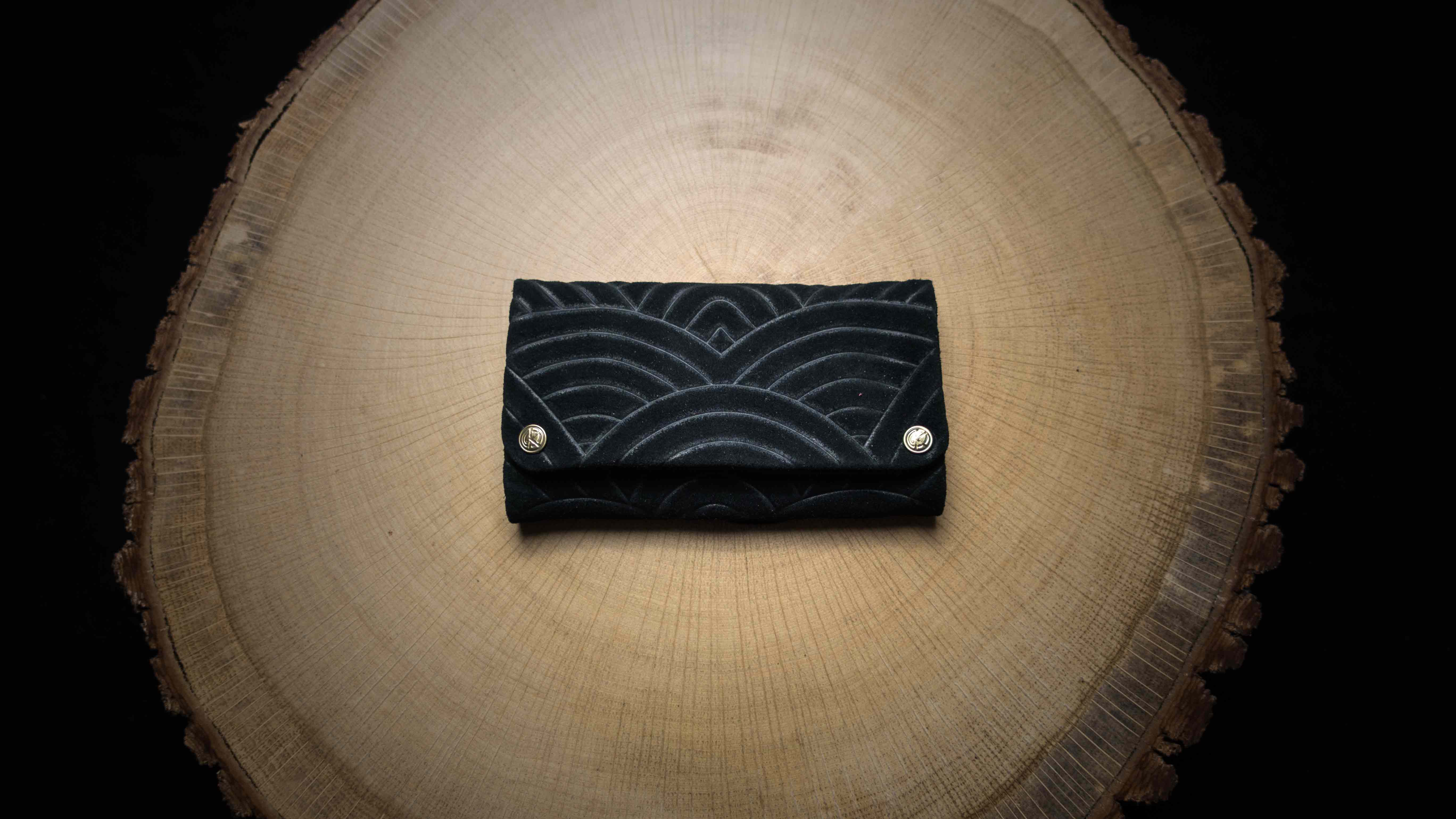 TABAKTASCHE TP27 BLACK RAINBOW